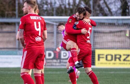 ΤΡΕΛΟ ΣΕΡΙ Η ΚΟΝΑΧΣ ΚΟΥΕΙ